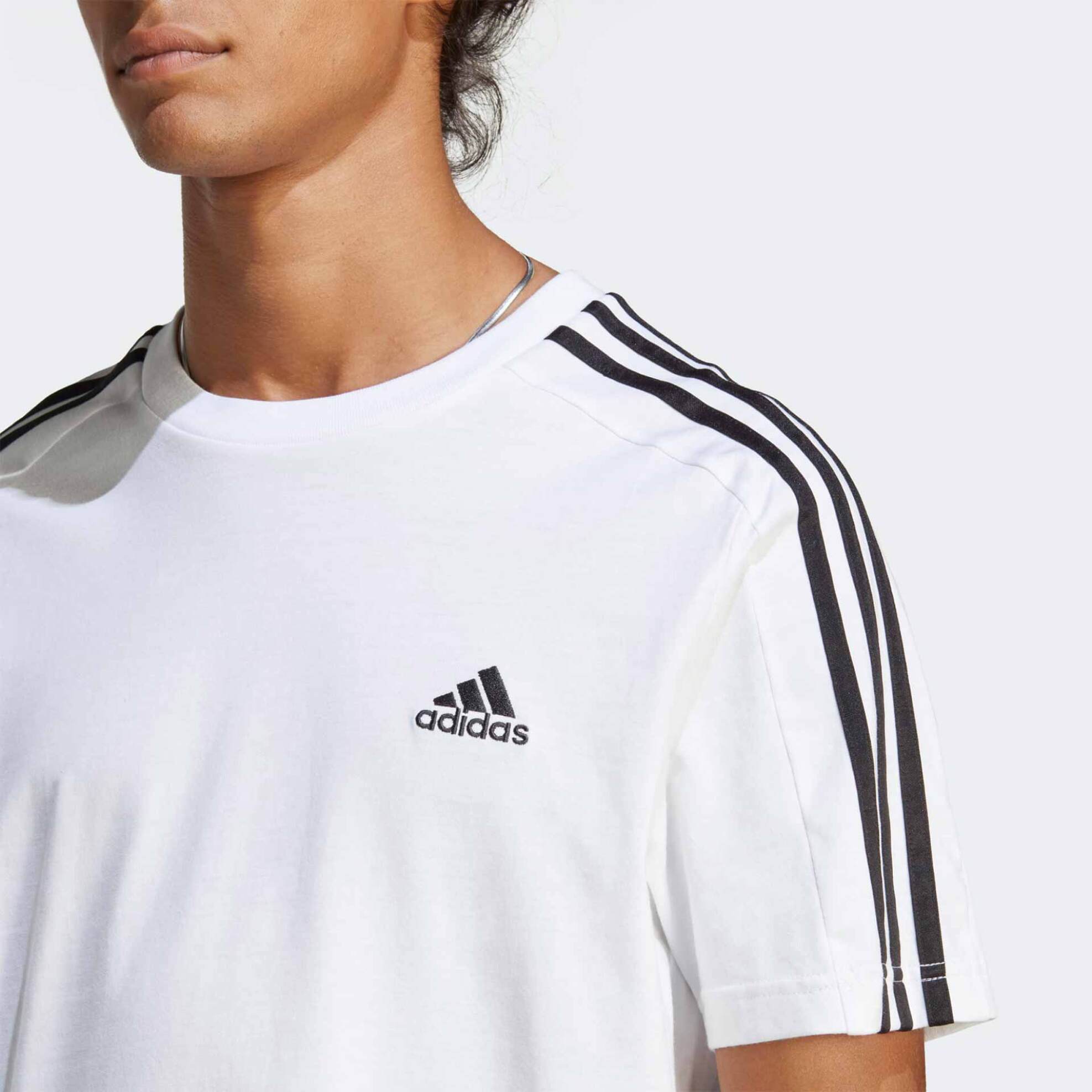 Adidas ανδρικό αθλητικό βαμβακερό T-shirt με trademark ρίγες στα μανίκια "Essentials" - IC9336 Λευκό φωτογραφία