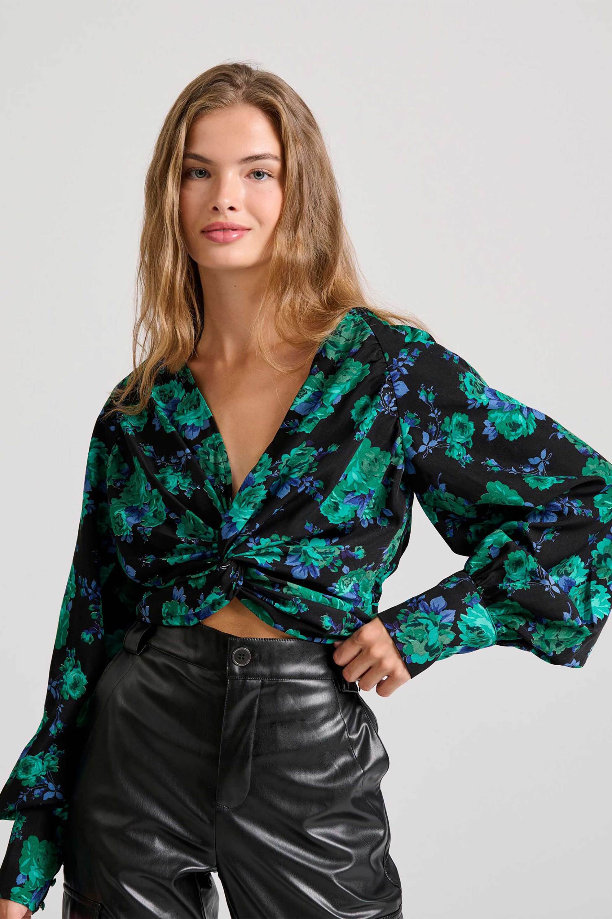  Funky Buddha γυναικείο crop top κρουαζέ με floral print Regular Fit - FBL010-114-17 Πράσινο 2025