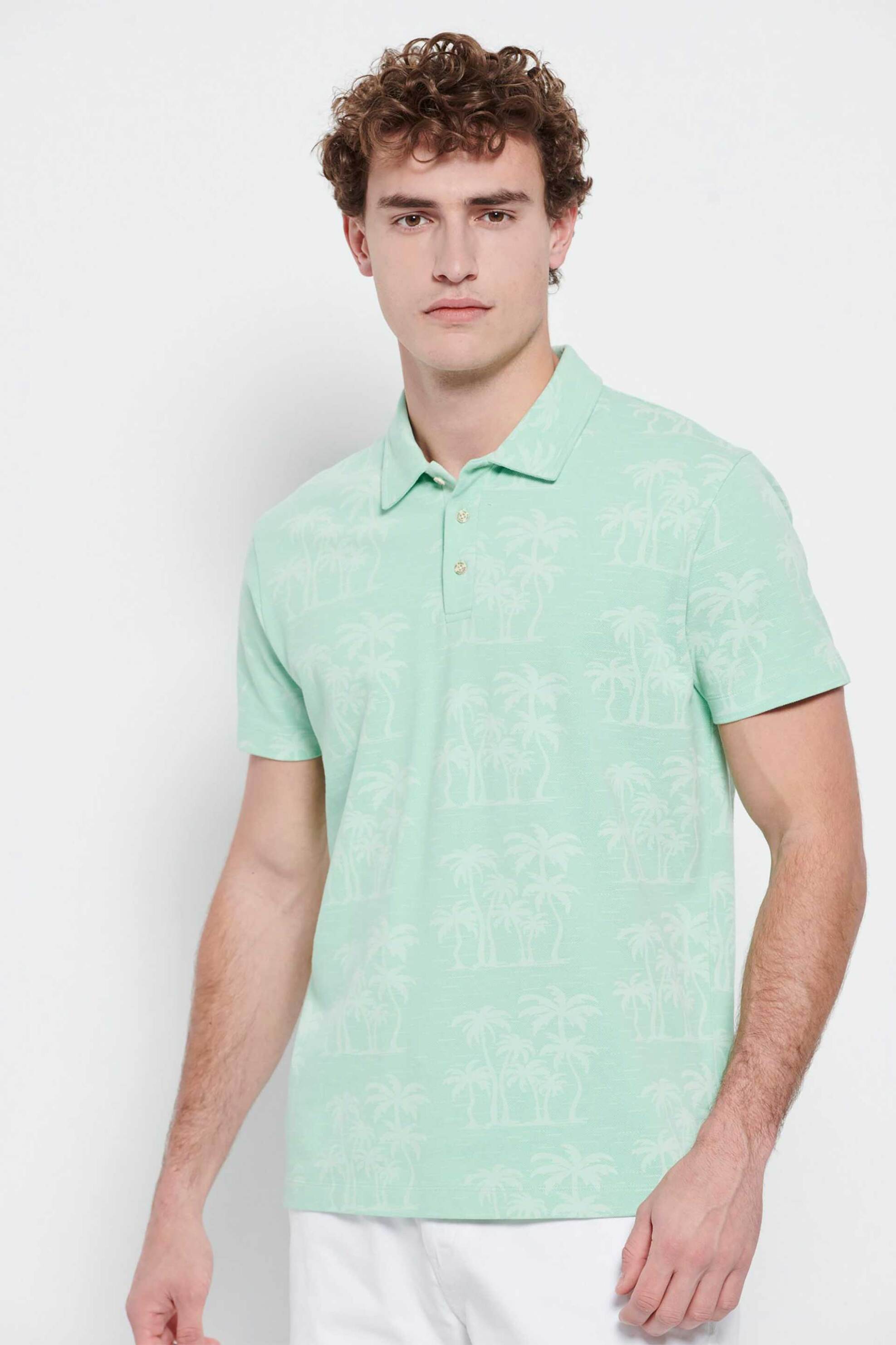 Funky Buddha ανδρική πόλο μπλούζα με all-over contrast palm tree print και logo label στο πλάι – FBM007-044-11 Πράσινο Tropical