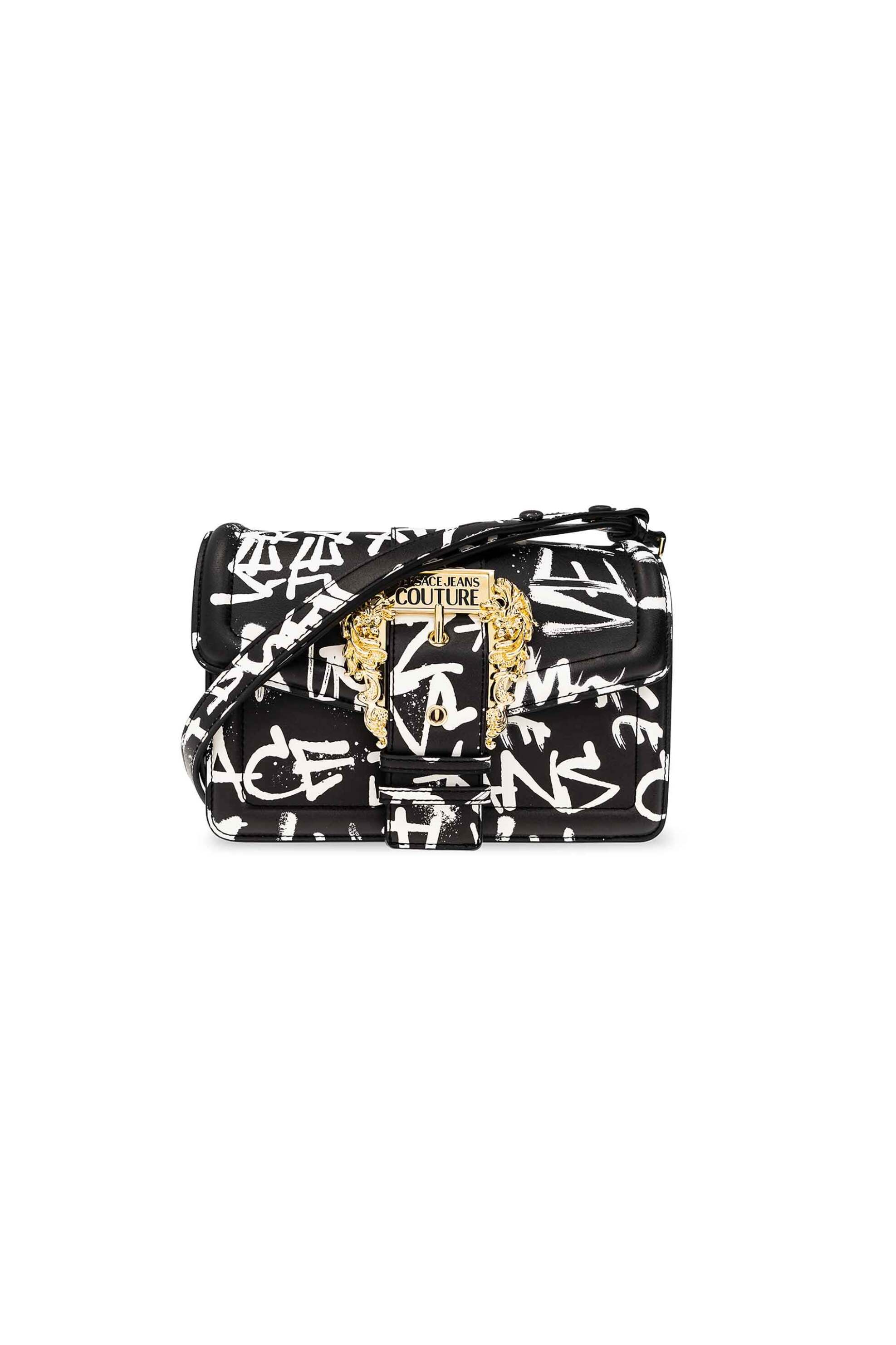  Versace Jeans Couture γυναικεία τσάντα crossbody με all-over contrasr logo print και μεταλλική baroque αγκράφα 