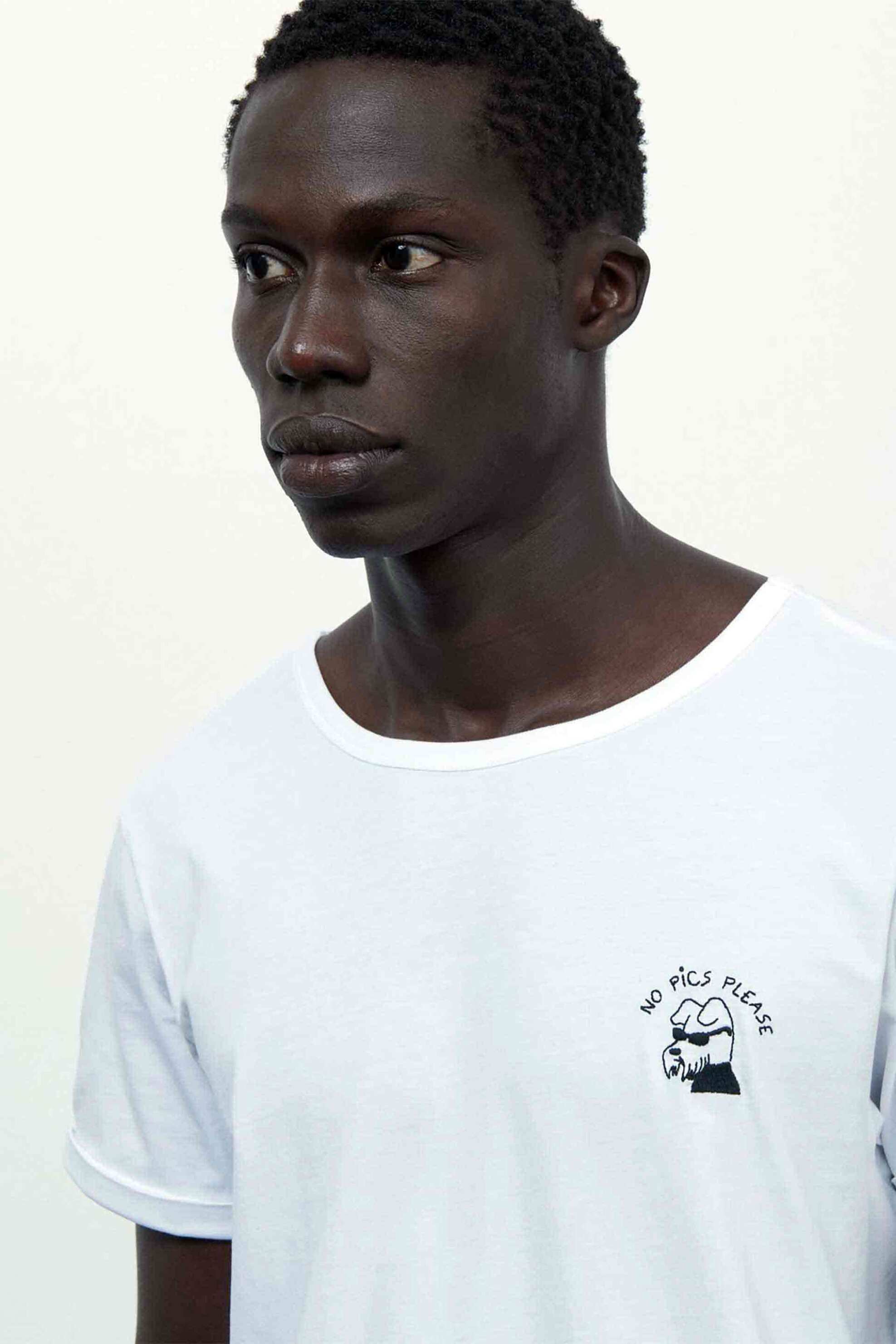 Maison Labiche ανδρικό βαμβακερό T-shirt μονόχρωμο με κεντημένο σχέδιο "No Pics Dog Poitou" - RMPOITOUNOPIC Λευκό φωτογραφία