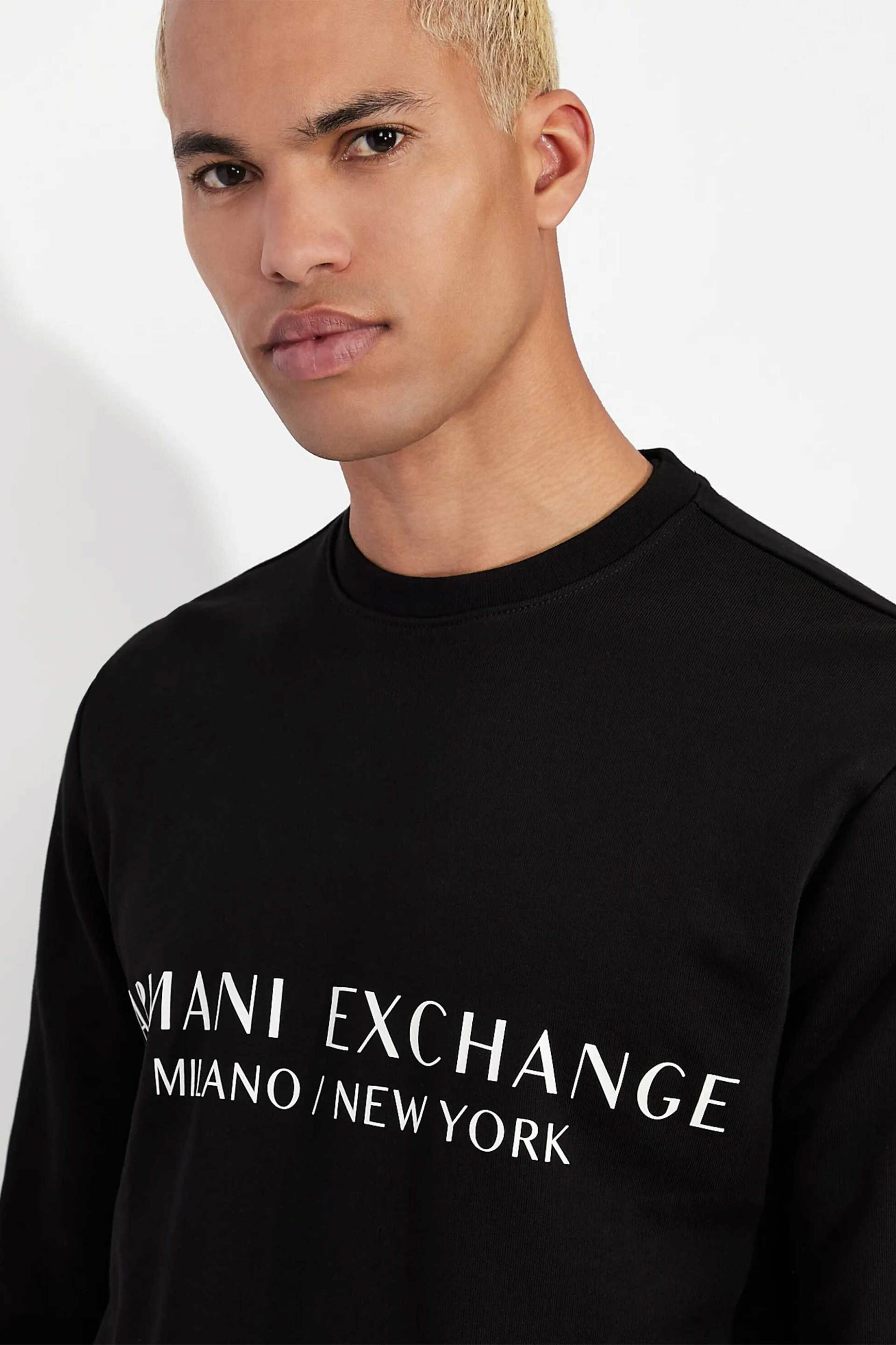 Armani Exchange ανδρική μπλούζα φούτερ μονόχρωμη με λογότυπο - 8NZM88ZJKRZ Μαύρο φωτογραφία