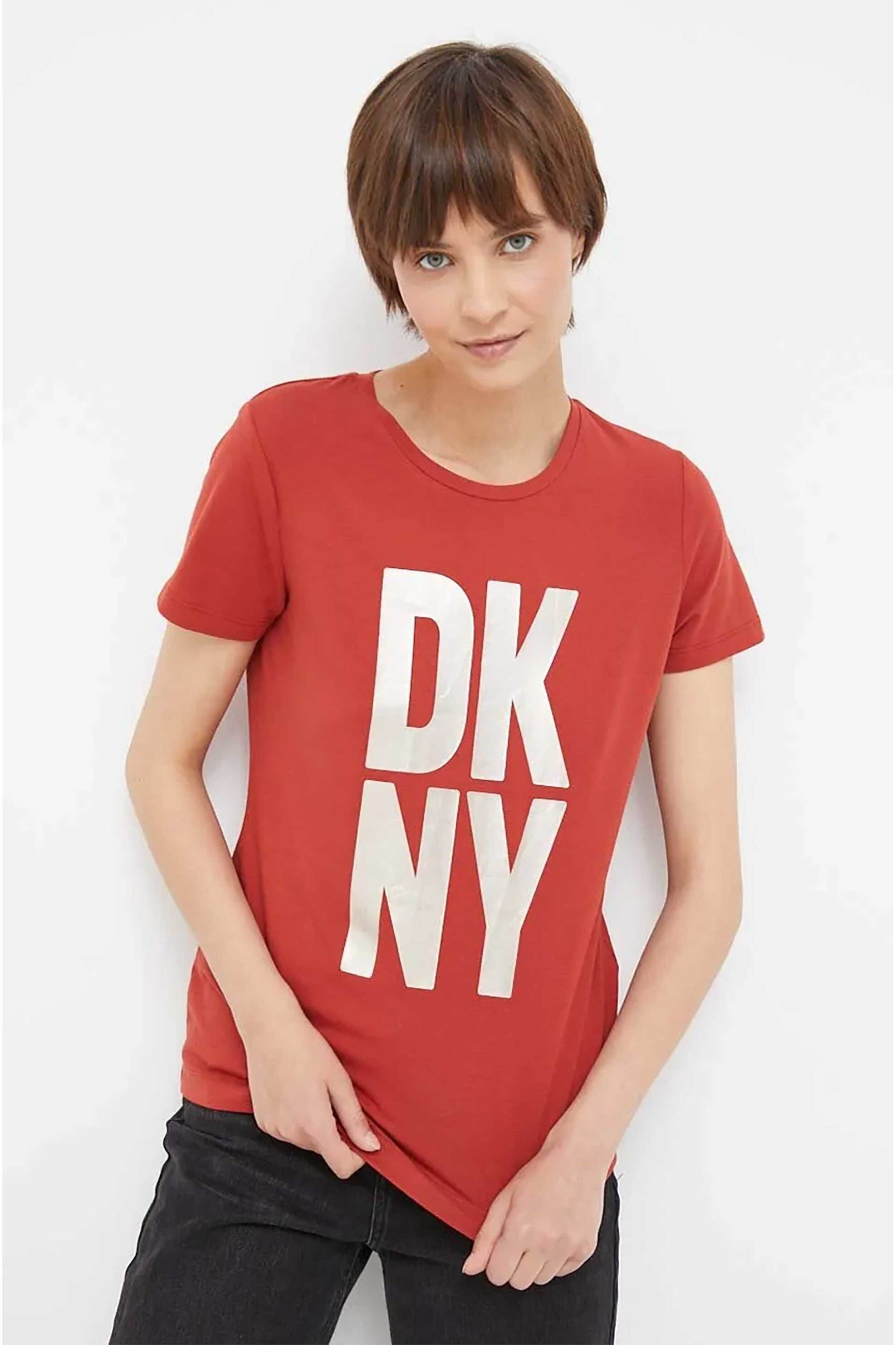  DKNY γυναικείο T-shirt μονόχρωμο με bold logo print μπροστά - P3EHFDNA Κεραμιδί 2025