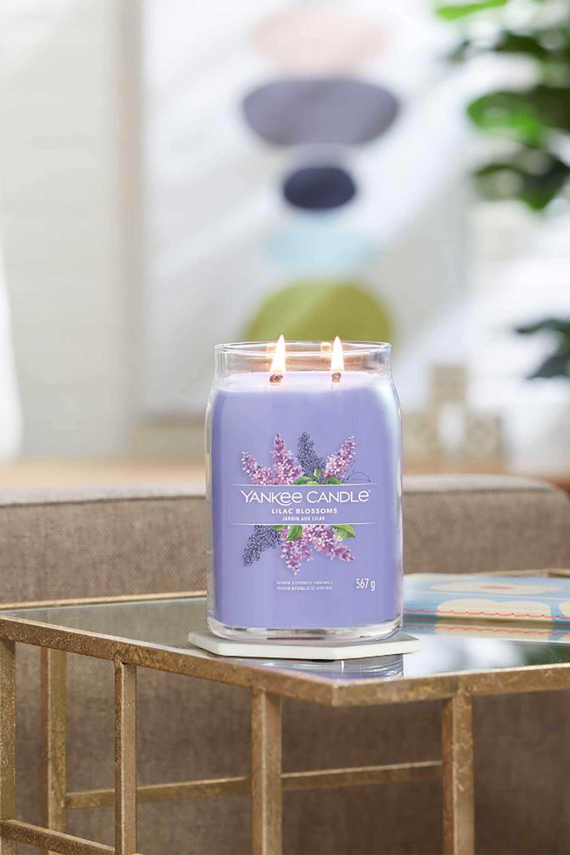 YANKEE CANDLE Yankee Candle αρωματικό κερί σε γυάλινο δοχείο large "Signature Lilac blossoms" - 1629963E