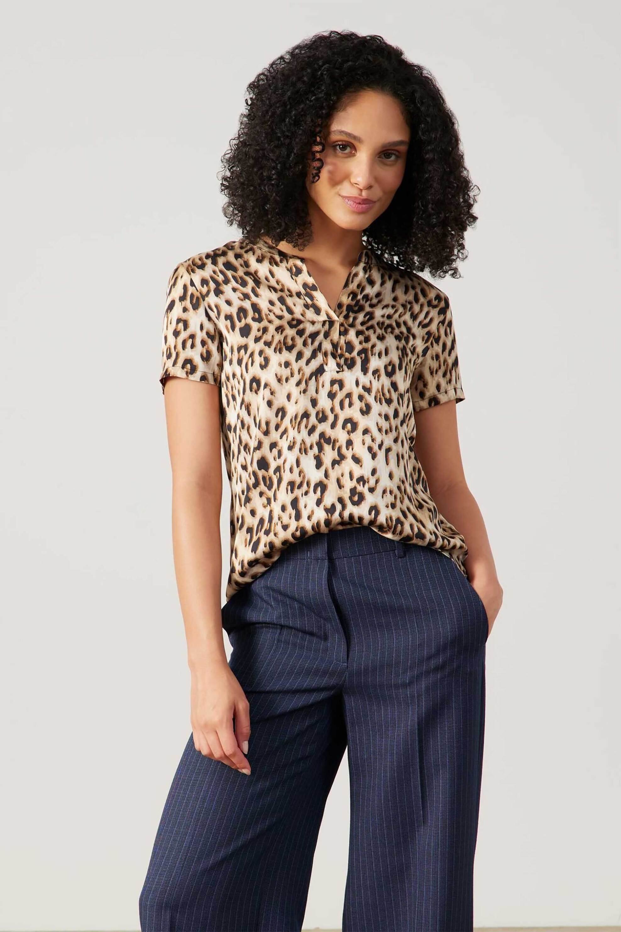 GERRY WEBER Gerry Weber γυναικεία μπλούζα με κοντό μανίκι και leopard print - 460004-31511 Μπεζ 2025