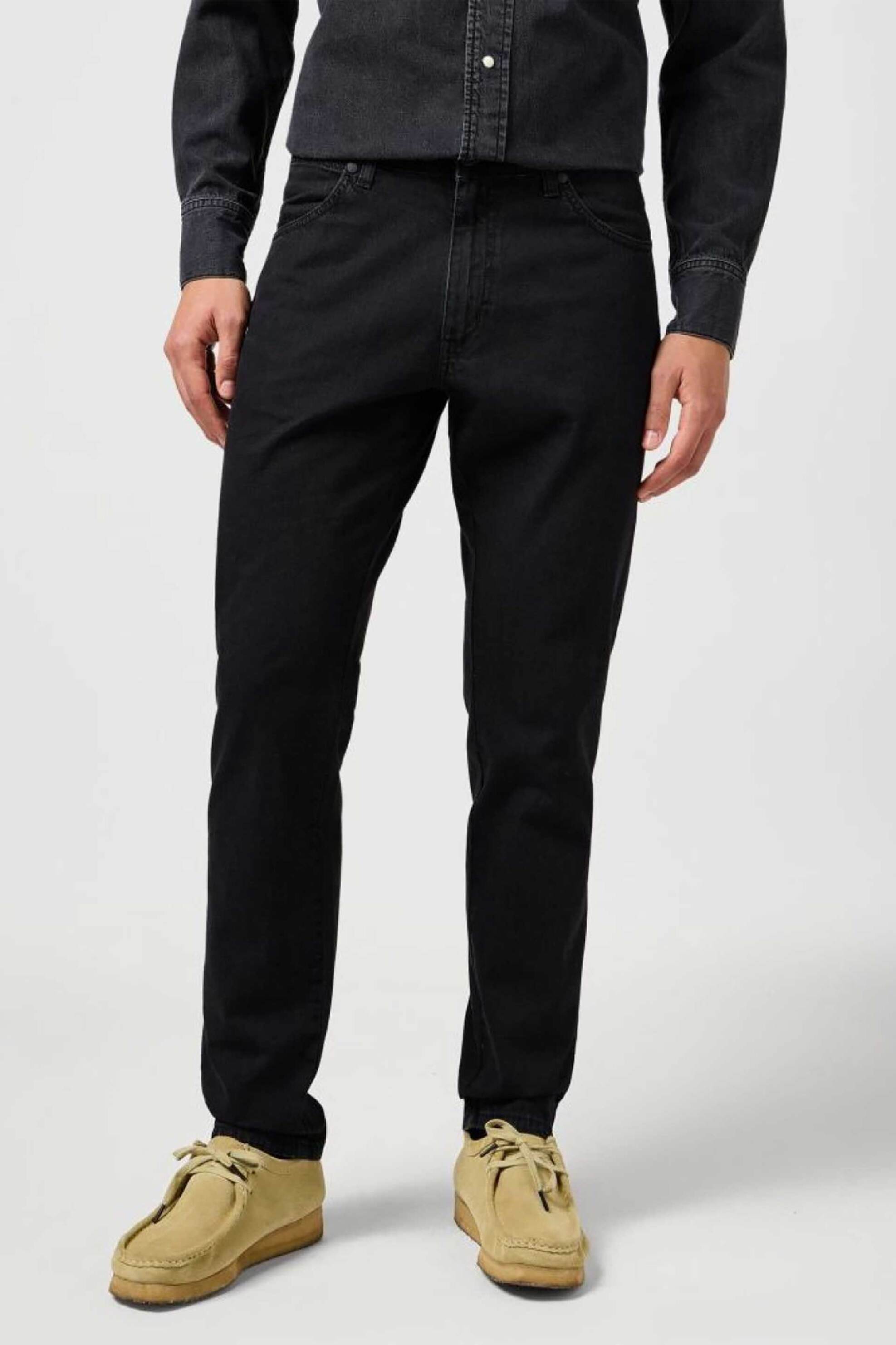 Wrangler® ανδρικό τζιν παντελόνι πεντάτσεπο "River Rinse Black" Tapered Fit - 112362409 Μαύρο φωτογραφία