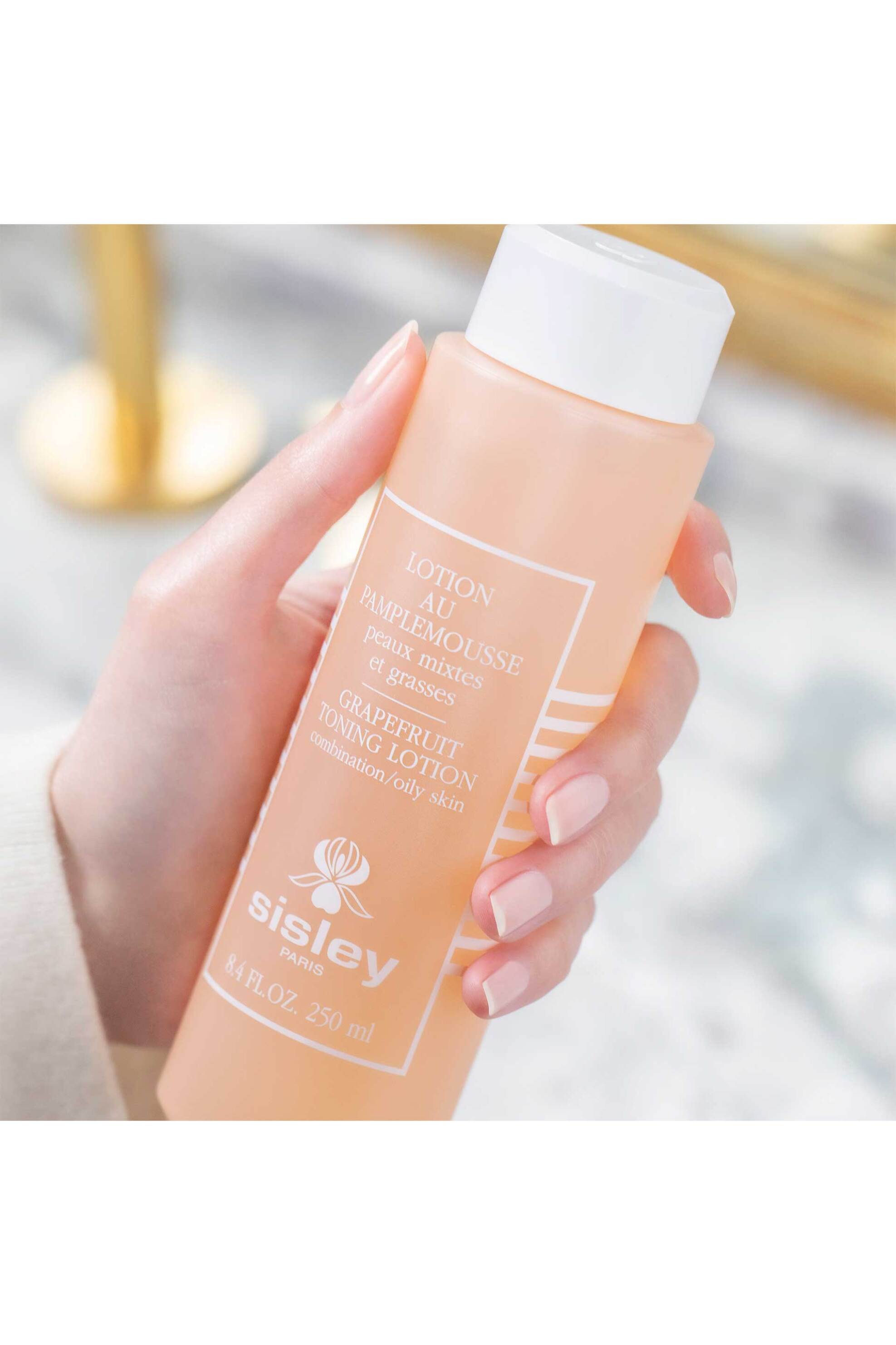 Sisley Grapefruit Toning Lotion 250 ml - 104200 φωτογραφία