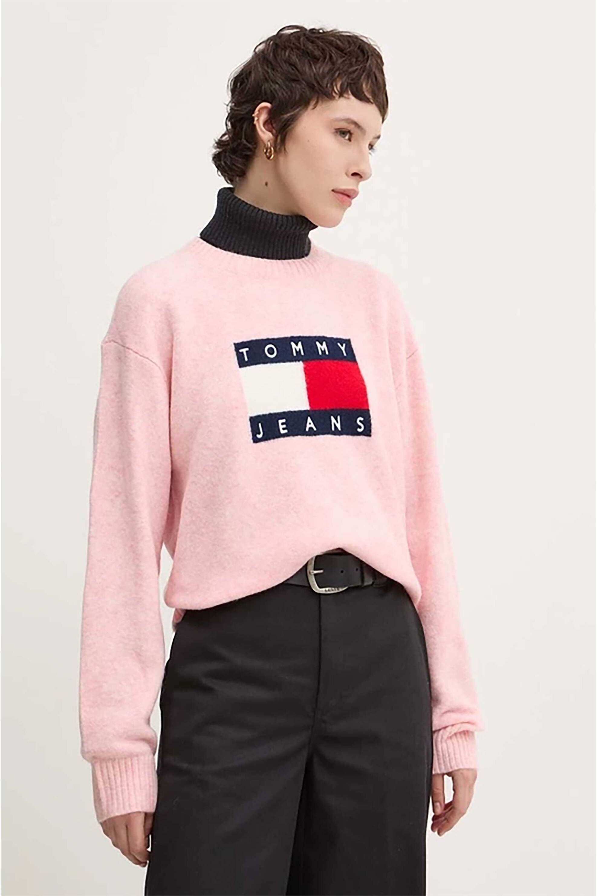  Tommy Jeans γυναικεία μπλούζα μονόχρωμη με κεντημένο λογότυπο Regular Fit - DW0DW18681 Μπορντό 2025