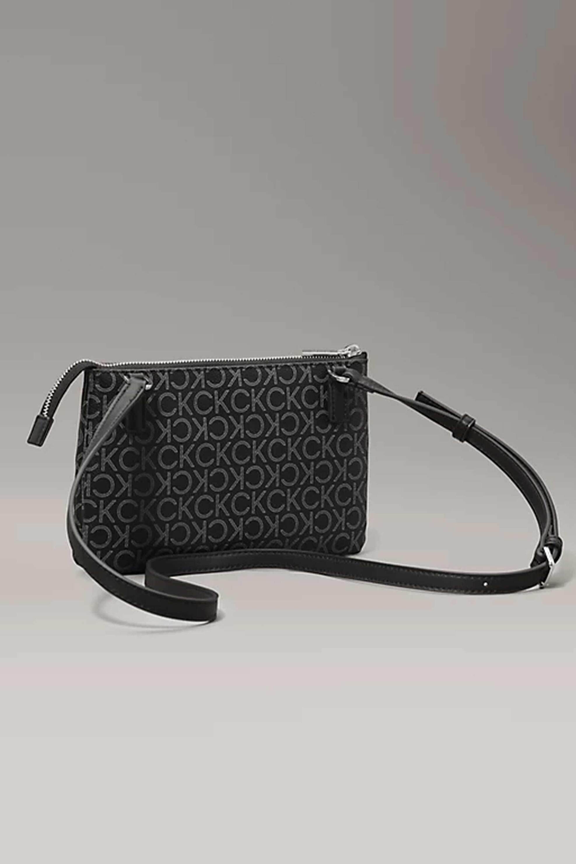 CK Jeans γυναικεία τσάντα crossbody με all-over monogram print και μεταλλικό λογότυπο - K60K609417 Μαύρο φωτογραφία