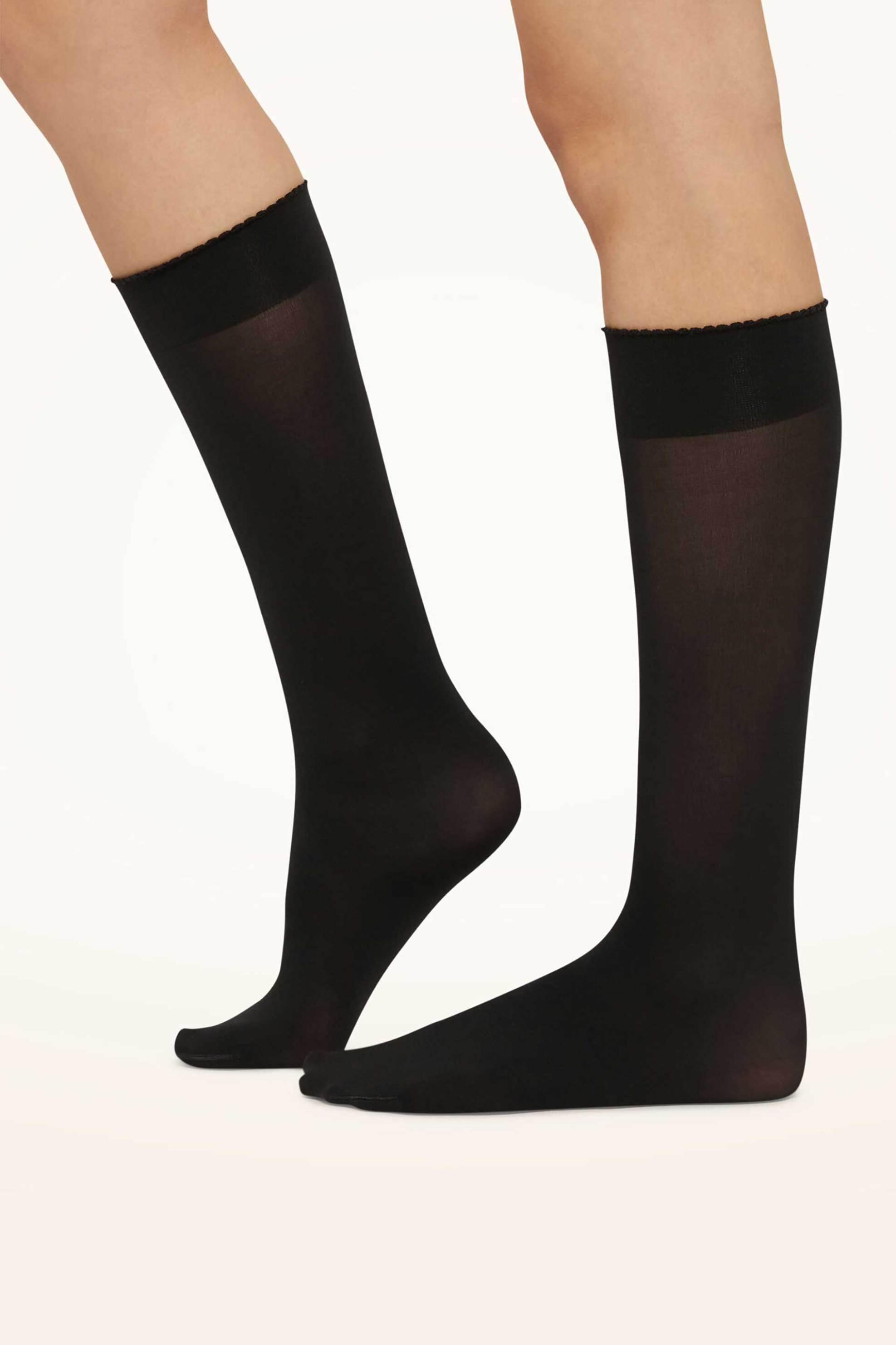 WOLFORD Wolford γυναικείες κάλτσες μέχρι το γόνατο με ματ υφή - 30923 Μαύρο